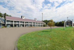 Yankee Clipper Inn